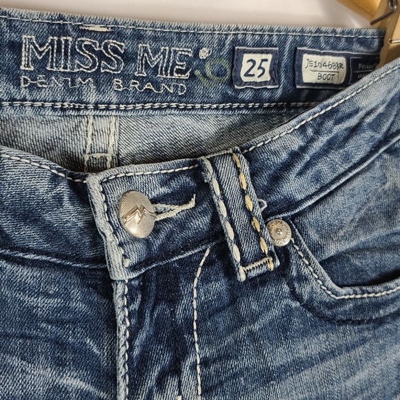 Miss Me Jeans Signature Boot Style JE104583R - Picture 4 of 12